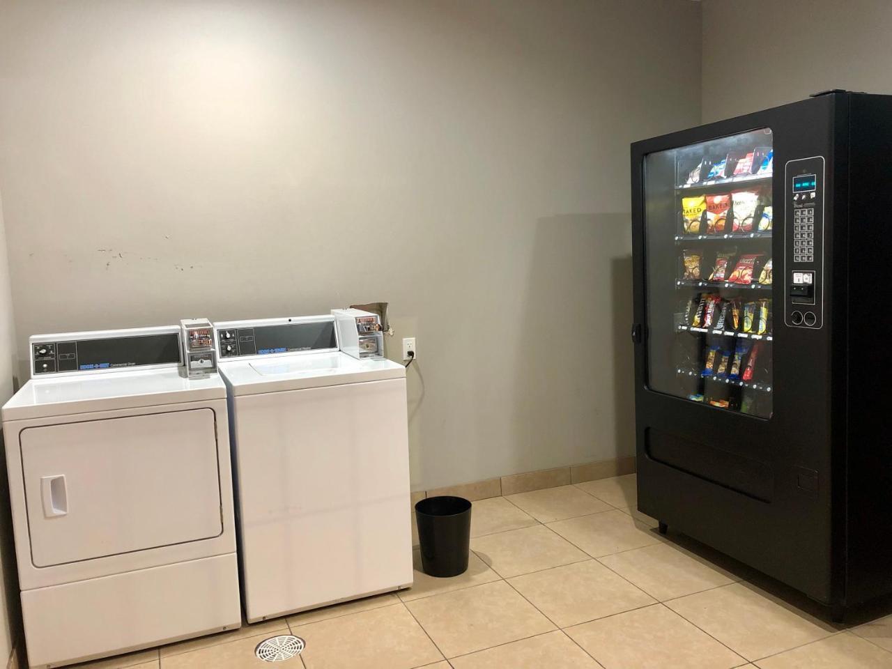 Catoosa Inn & Suites 外观 照片